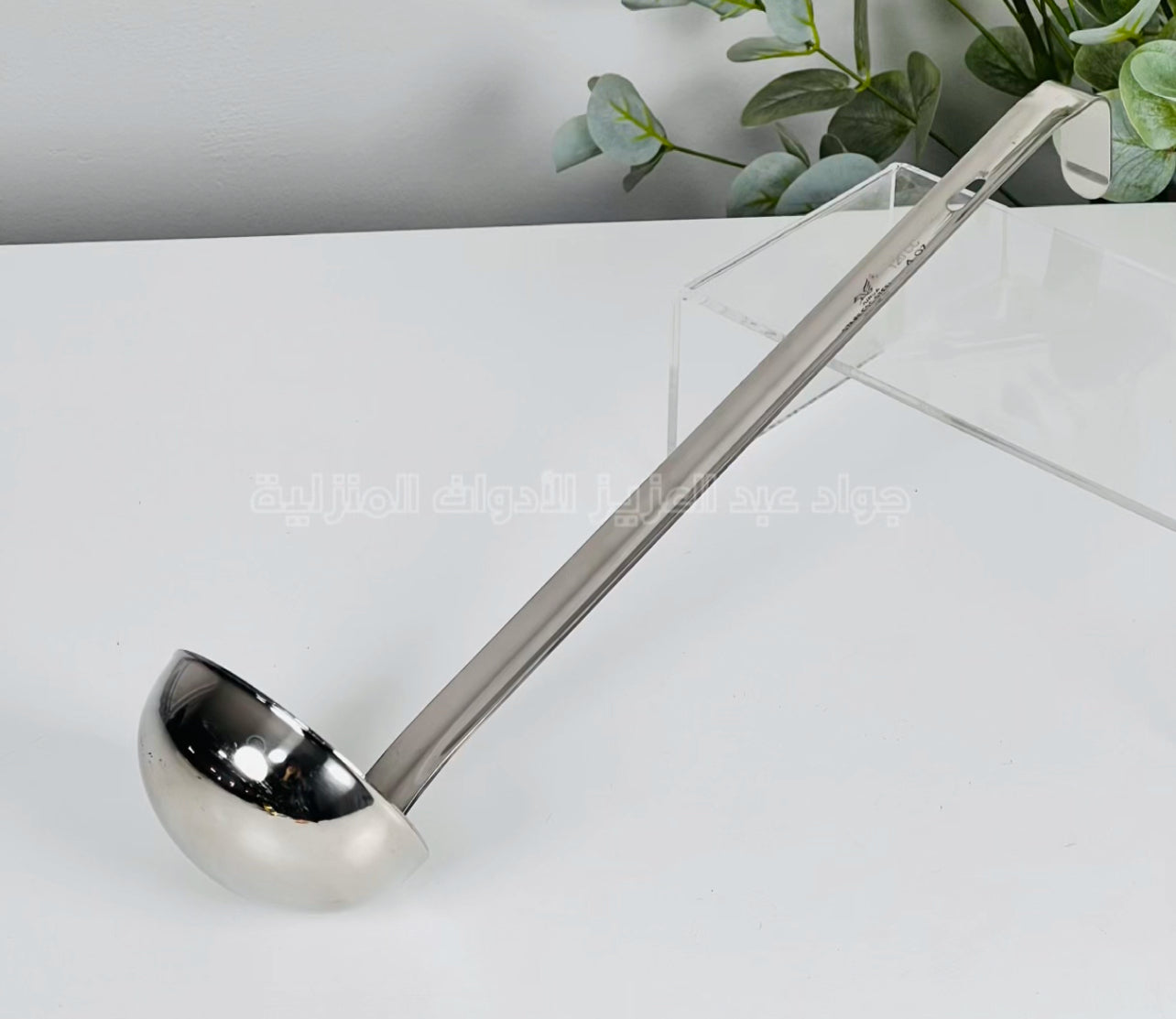 مغرفة لبن عميق
