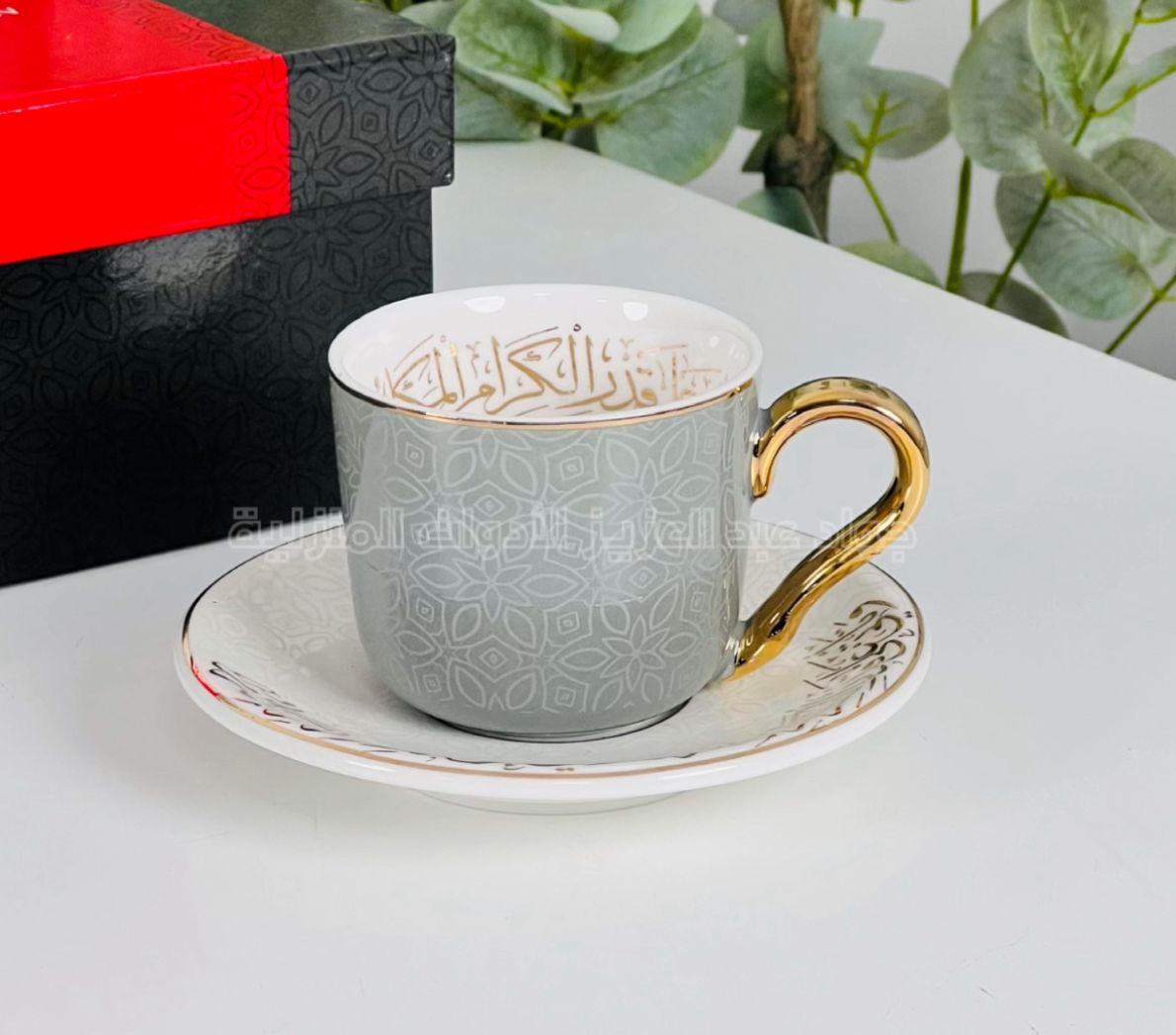 فناجين قهوة حلوة